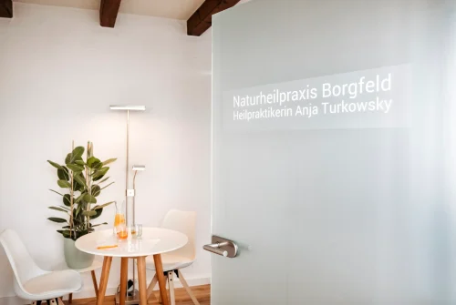 Behandlungsraum-Naturheilpraxis Borgfeld - Heilpraktikerin Anja Turkowsky